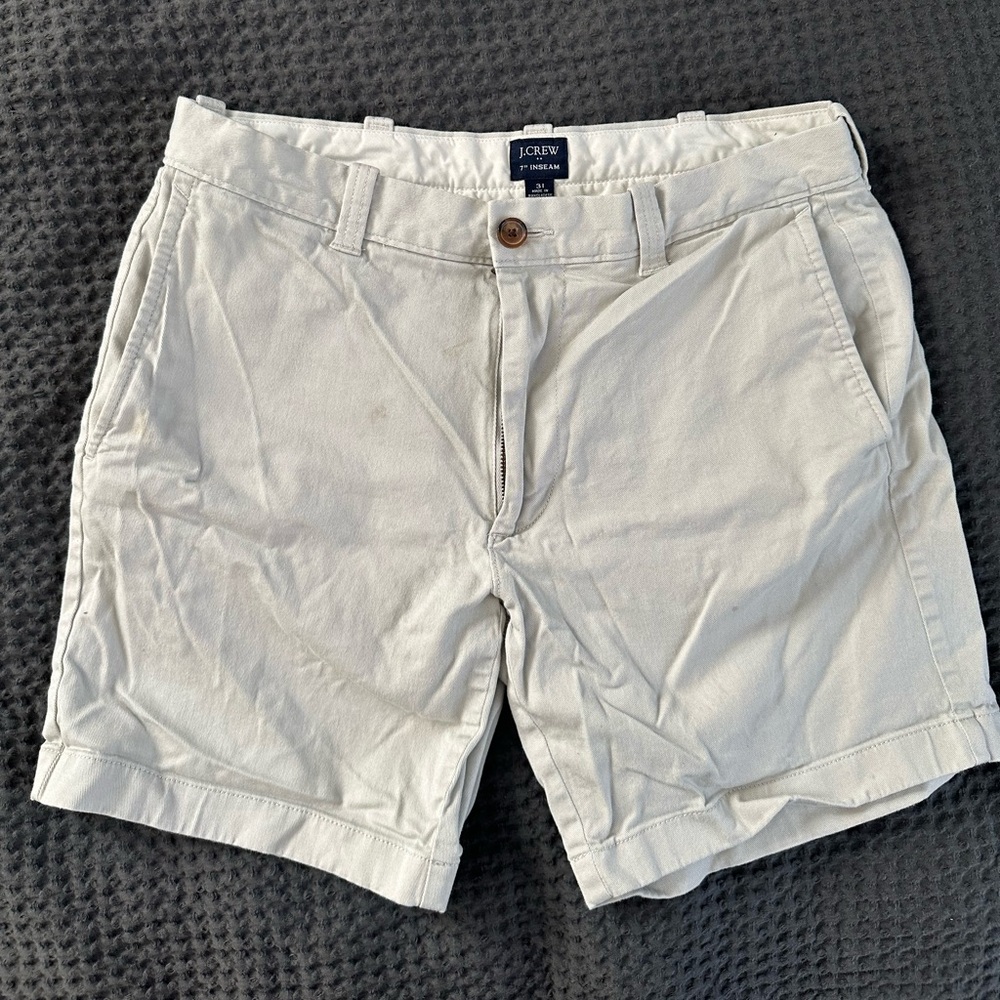 j crew 7” inseam size 31 cream shorts